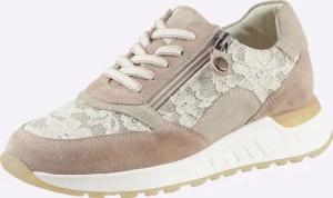 Sneaker