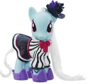 Hasbro Spielfigur My Little Pony Figur - Photo Finish, mit ansteckbaren Outfits