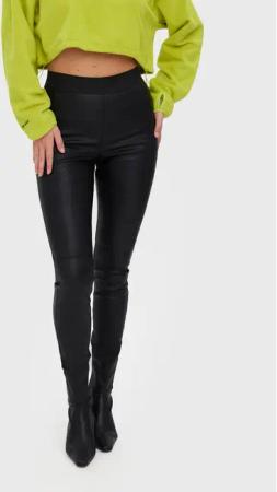 Vero Moda Hose aus Kunstleder Storm 10270787 Schwarz Slim Fit
