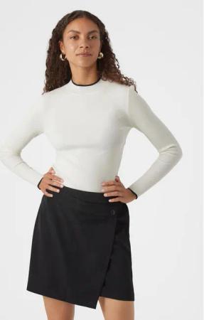 Vero Moda Pullover Flouncy 10299604 Écru Slim Fit
