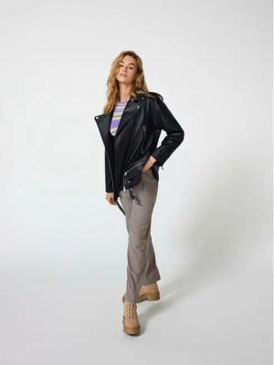 ONLY Jacke aus Kunstleder Vera 15293015 Schwarz Regular Fit