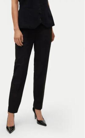 Vero Moda Chinos Nila 10320940 Schwarz Tapered Fit