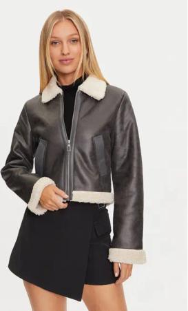 ONLY Jacke aus Kunstleder Betty 15322046 Grau Regular Fit