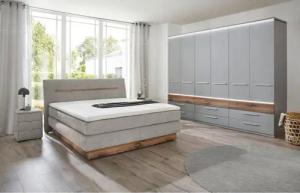 Kleiderschrank Tulsa Arktisgrau Oak Flagstaff Nachbildung B/H/T: ca. 301x229x61 cm