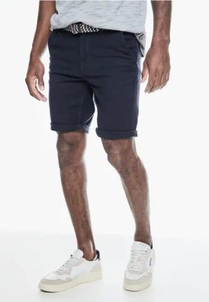 Street One MEN Männer Chino Shorts mit Gürtel in Blau, Gr: 32