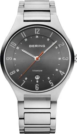 Bering 11739-772 Titanium Herrenuhr 39mm 5ATM