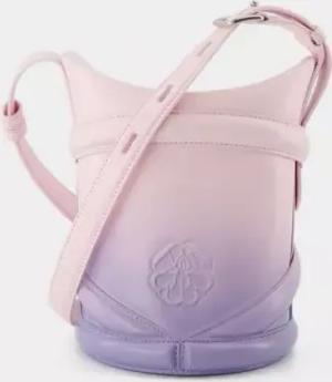 Alexander McQueen Hobo Bags - The Curve Hobo Bag - Lilac/Pink - Leather - Gr. unisize - in Bunt - für Damen