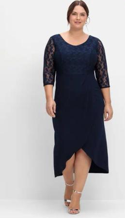 Sheego Abendkleid in Wickeloptik, mit Spitze und 3/4 Arm, marine, Gr.56