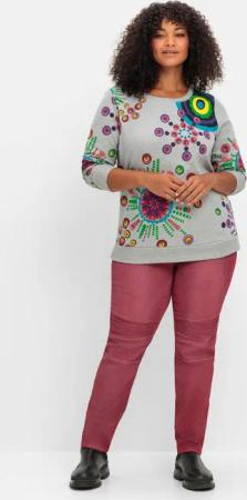 Sheego Schmale Jeans mit Ziernieten und Biesen, dunkelrot, Gr.42