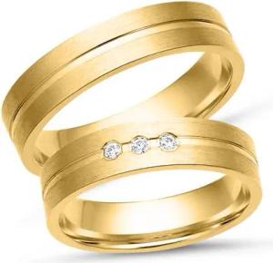 Eheringe 333er Gelbgold 3 Diamanten