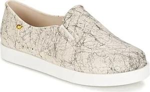 Mel Slip on KICK