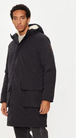Wrangler Winterjacke 112357423 Schwarz Regular Fit