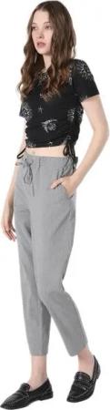Colins Girlfriend-Jeans Damenhose mit normalem Schnitt und niedriger Taille und geradem Bein