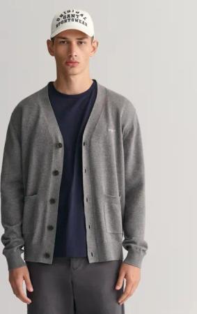 Gant Strickjacke "CLASSIC COTTON V-CARDIGAN", Grafische GANT-Stickerei auf der Brust