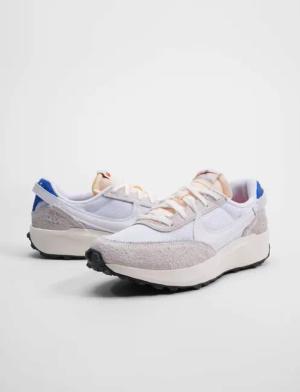 Nike Sneaker