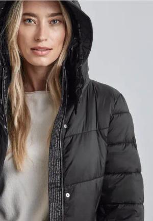 Street One Frauen Jacke mit abnehmbarer Kapuze in Schwarz, Gr: 40