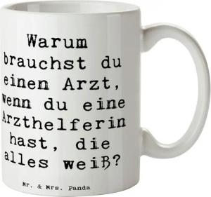 Mr. & Mrs. Panda Tasse Spruch Kluge Arzthelferin - Weiß - Geschenk, Erfahrung, Berufsprodukt, Keramik