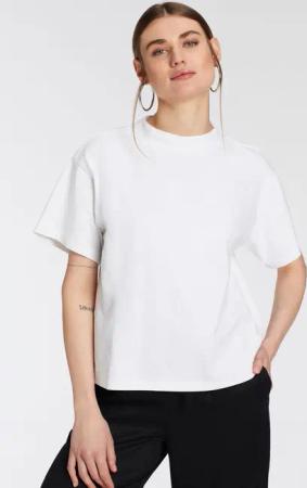 OTTO products T-Shirt "GOTS zertifiziert - CIRCULAR COLLECTION", Kurzarm, Basic-Stil, Rundhalsausschnitt, ideal für jeden Tag