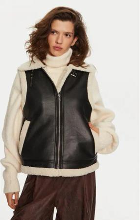 Pieces Bodywarmer Janelle 17152466 Schwarz Regular Fit