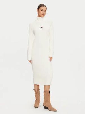 Tommy Jeans Strickkleid DW0DW19815 Écru Regular Fit