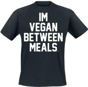 Goodie Two Sleeves T-Shirt - I'm Vegan Between Meals - M bis XXL - für Männer - Größe L - schwarz