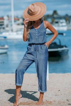 Blauer ärmelloser Jumpsuit mit Rundhalsausschnitt und Taschen