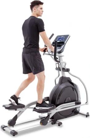 Spirit Fitness Ellipsentrainer-Ergometer "XE 195", Schwungmasse ca. 21 kg, 20 Widerstandsstufen