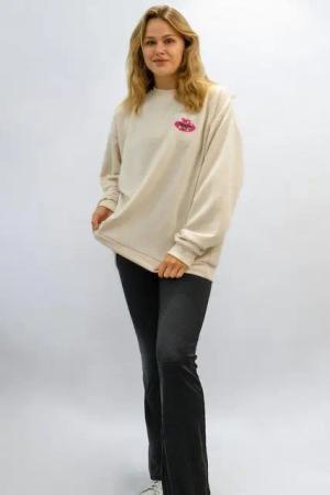 Worldclassca Sweatshirt Worldclassca Damen Oversized Sweatshirt Sweater Bedruckt Kiss Lips Langarmshirt Pullover Pulli Oberteil Freizeitshirt