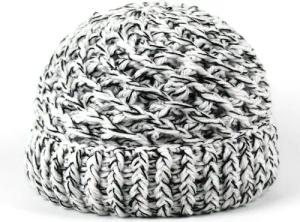 Wörleonline Strickmütze handgestrickte Mütze für Damen Wintermütze mit Wollanteil, hergestellt in Europa