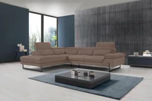 Egoitaliano Ecksofa "Queenie, extravagantes Sofa mit erstklassigem Sitzkomfort", mit verstellbarer Armlehne und Kopfteilen für Wohlfühlkomfort