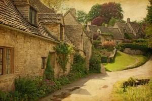 Papermoon Fototapete "COTSWOLD HÄUSCHEN-ALT DORF ALTSTADT MAUER ZIEGEL STEINE"