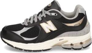 New Balance M2002
