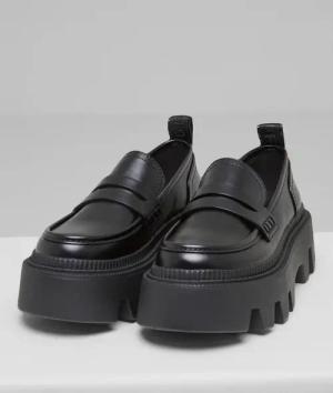 Buffalo Flora Loafer