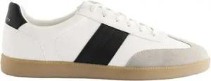 Next Low-Top-Sneaker mit T-Steg Sneaker (1-tlg)