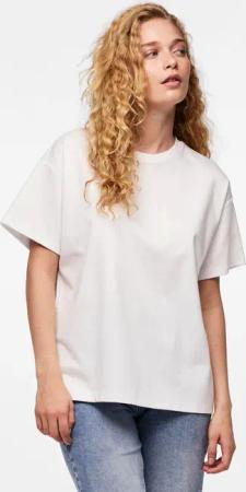 pieces Kurzarmshirt "PCSKYLAR SS OVERSIZED TEE NOOS"