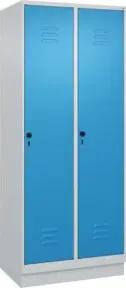C+P Spind Classic PLUS, Sockel, 2 Abteile, 1950x800x500mm, 7035/5012 Verschluss Sicherheits-Drehriegel 4 Garderobenhaken