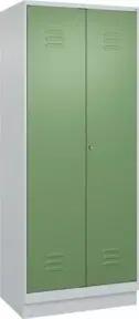 C+P Wäsche-/Kombispind Classic PLUS, Sockel, 2 Abteile, 1950x800x500mm, 7035/601 Verschluss Zylinderschloss Front RAL 6011 Resedagrün