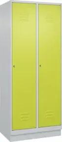 C+P Spind Classic PLUS, Sockel, 2 Abteile, 1950x800x500mm, 7035/0024 Verschluss Zylinderschloss 4 Garderobenhaken