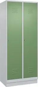 C+P Wäsche-Spind Classic PLUS, Sockel, 2 Abteile, 1950x800x500mm, 7035/6011 Verschluss Zylinderschloss