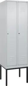 C+P Spind Classic PLUS, Gestell, 2 Abteile, 2120x600x500mm, 7035/7035 Verschluss Zylinderschloss 4 Garderobenhaken Trennwand mittig