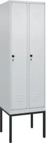 C+P Spind Classic PLUS, Gestell, 2 Abteile, 2120x600x500mm, 7035/7035 Verschluss Sicherheits-Drehriegel 3 Garderobenhaken