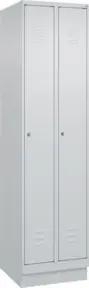C+P Spind Classic PLUS, Sockel, 2 Abteile, 1950x500x500mm, 7035/7035 Verschluss Zylinderschloss 3 Garderobenhaken