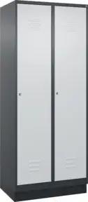 C+P Spind Classic PLUS, Sockel, 2 Abteile, 1950x800x500mm, 7016/7035 Verschluss Zylinderschloss 4 Garderobenhaken Trennwand mittig