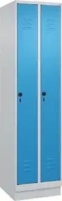 C+P Spind Classic PLUS, Sockel, 2 Abteile, 1950x500x500mm, 7035/5012 Verschluss Sicherheits-Drehriegel 3 Garderobenhaken
