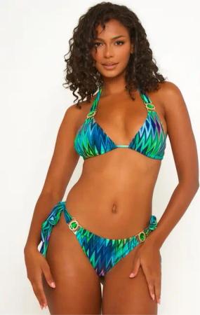 Moda Minx Triangel-Bikini-Top "Chic in Chevron", (1 St.), mit funkelndem Steinbesatz