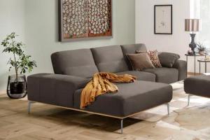 W.SCHILLIG Ecksofa "run, Designsofa, bequem, L-Form", mit elegantem Holzsockel, Füße in Chrom glänzend, Breite 299 cm