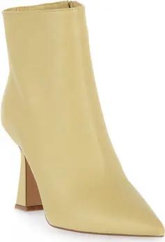 Priv Lab  Pumps BANANA