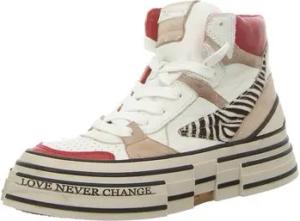 Rebecca White Sneaker VW02L-5.V6