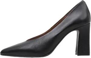 Sandra Fontan  Pumps BRUMAS