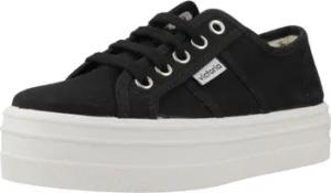 Victoria Sneaker 109200N